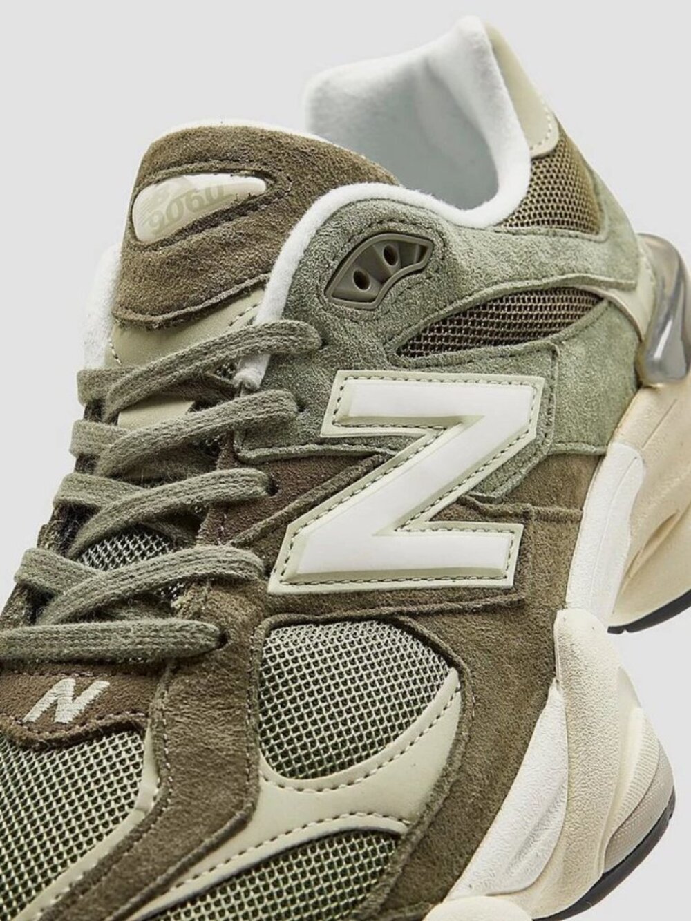 Mens NEW BALANCE 9060 Dark Camo/Dark Olive/Sandstone U9060JGO M6/W7.5 - Picture 4 of 12